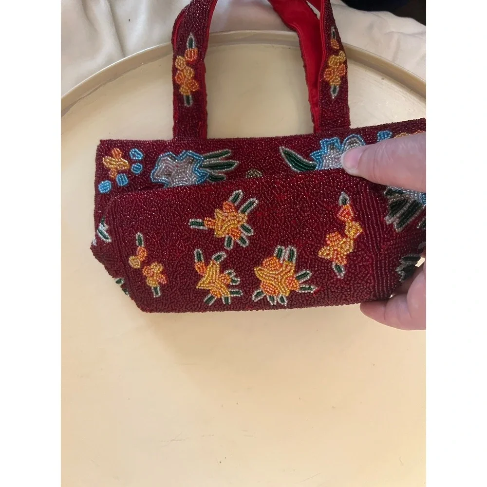 SWEE LO New York vibrant red flower designer little bag- purse, beaded handmade